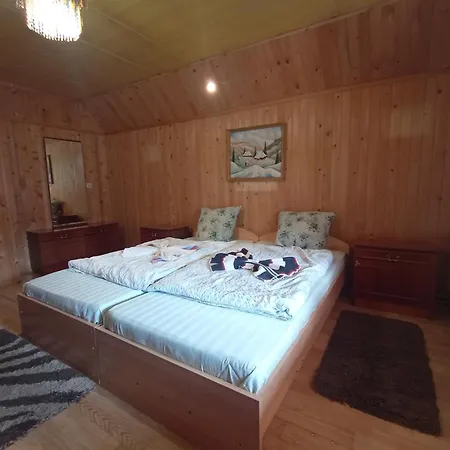 в горах крістіан *