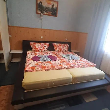 в горах крістіан *